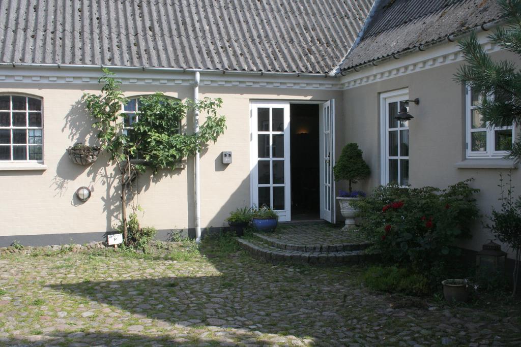 Teglgaarden Bed & Breakfast Vindeby  ภายนอก รูปภาพ